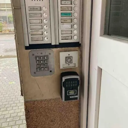 Superbe Appartement A Une Minute A Pied De La Gare Épinal Exterior foto